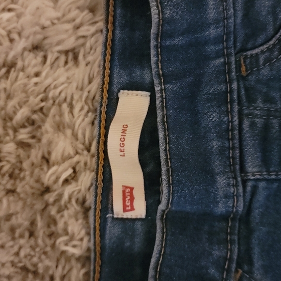 Jeans - Picture 2 of 3